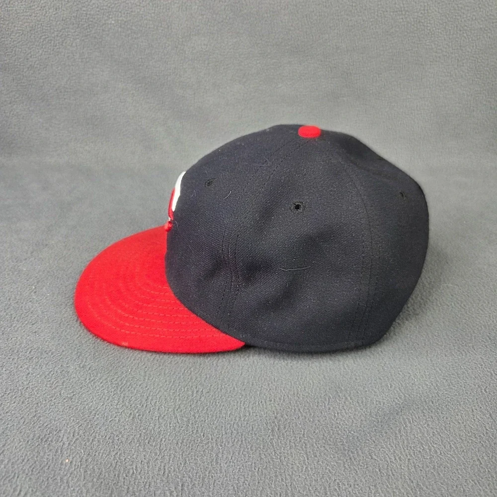 New Era 59FIFTY Minnesota Twins‎ Fitted Hat Two Tone Size 7 1/4 Cap Embroidered